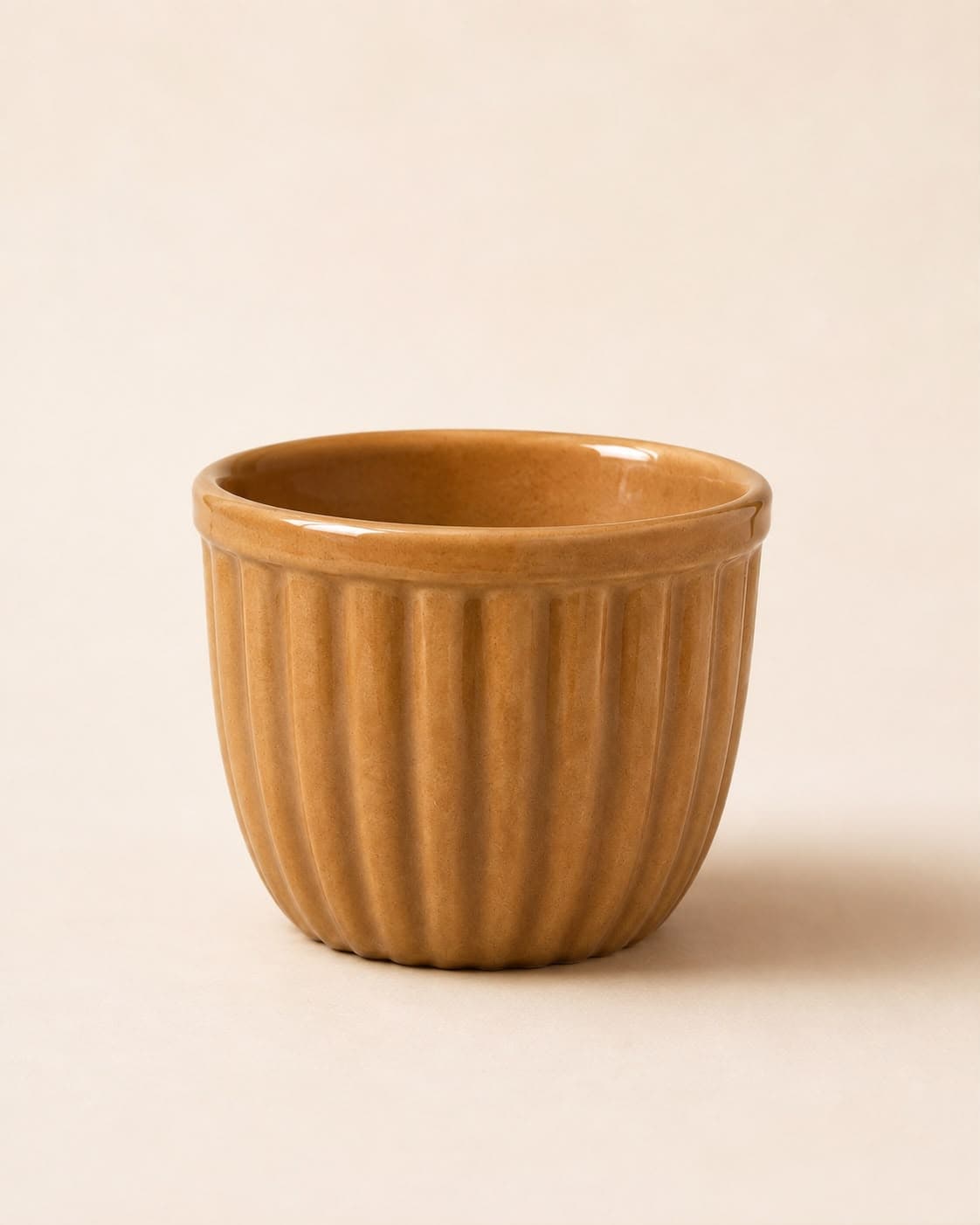 Kesar Fluted Ceramic Planter - Image 1